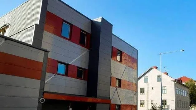 Luleå vandrarhem drevs utan tillstånd. Dessutom åtgärdades inte påtalade brister. Nu döms ägaren till 63 000 kronor i böter.