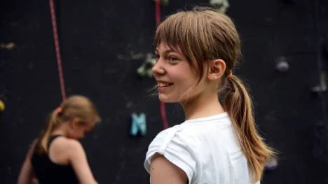 Lina Nordin var hittills mycket nöjd med dagen som gått. Och kvar på schemat stod kajakpaddling.FOTO: Fredrik Björkenwall