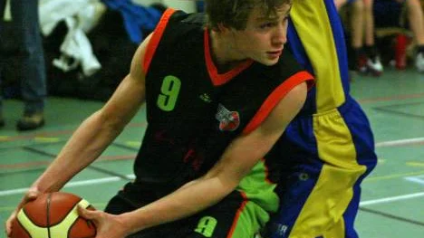 Karl-Oskar Kairento och hans Arvidsjaur kunde vinna mot Gammelstad. Men det krävdes en tidig timeout för att det skulle gå vägen.