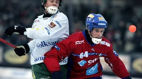 Kalixkillen Daniel Välitalo kommer med sitt Edsbyn till Haparanda i kväll.