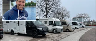Nu drar turistsäsongen igång i Strängnäs – trots vädret