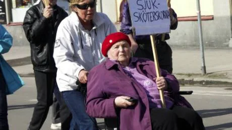 Öppet stöd till sjuksköterskorna gav tågets deltagare, liksom riksdagsledamoten Kalle Larsson, v, och Gruvfyran.
