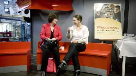 Är måhända Mona Sahlin(s) och Maria Wetterstrand(mp) på väg att bli det nya radarparet i svensk politik. Banden mellan de båda partierna knyts allt hårdare.FOTO: Pär Bäckström
