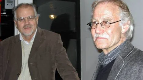 Lars Borgnäs och Tomas Bresky, från Uppdrag Granskning, har gett ut böcker om fall vars resultat de ifrågasätter. "Målet måste vara att få fram sanningen", säger Borgnäs bland annat om mordet på Olof Palme 1976. FOTO: Stina Spetth