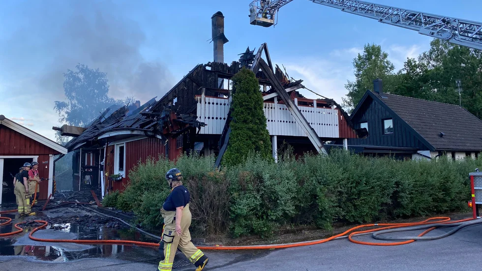Branden orsakade stora skador på villan.