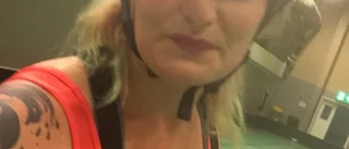 Roller derby – brutal sport med kaxig attityd: "Man kan räkna med att vara täckt av blåmärken"