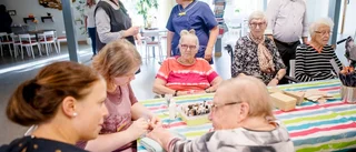 Äldre har tyckt till i Socialstyrelsens undersökning – resultatet värt att fira