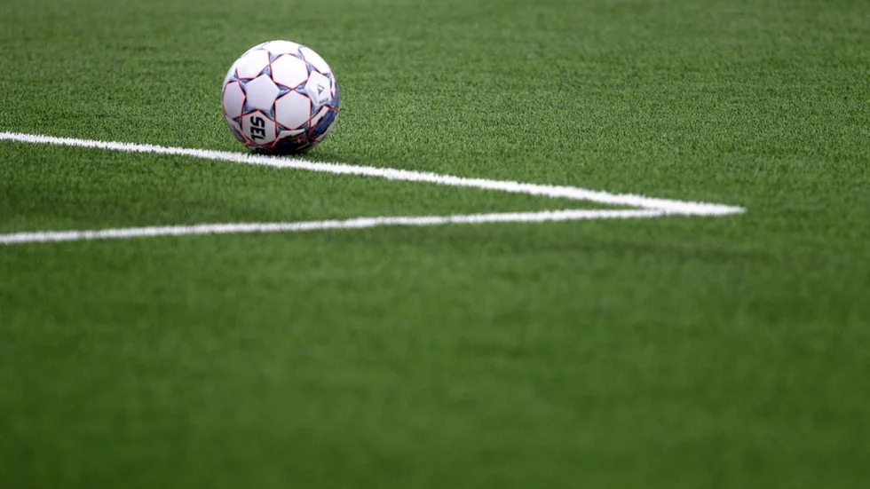 Fotboll berör och väcker heta känslor skriver Tommy Persson i Barva.