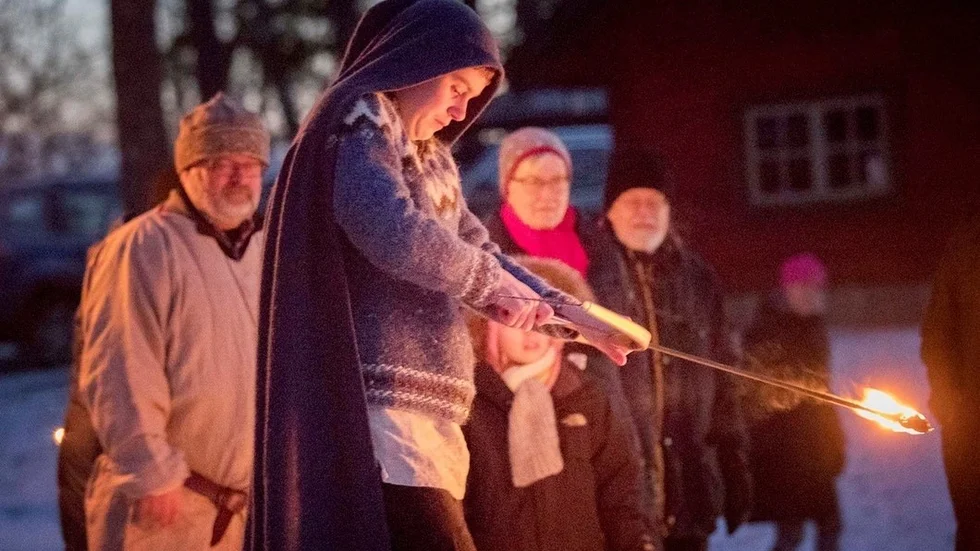 Ludvig Norlén dräpte draken Nidhugg med brinnande pilar.