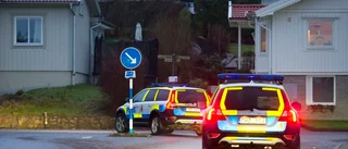 Mordförsöket: Polisen söker en grå skåpbil