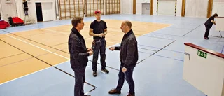 Ledare misstänker att det finns mögel i hallen