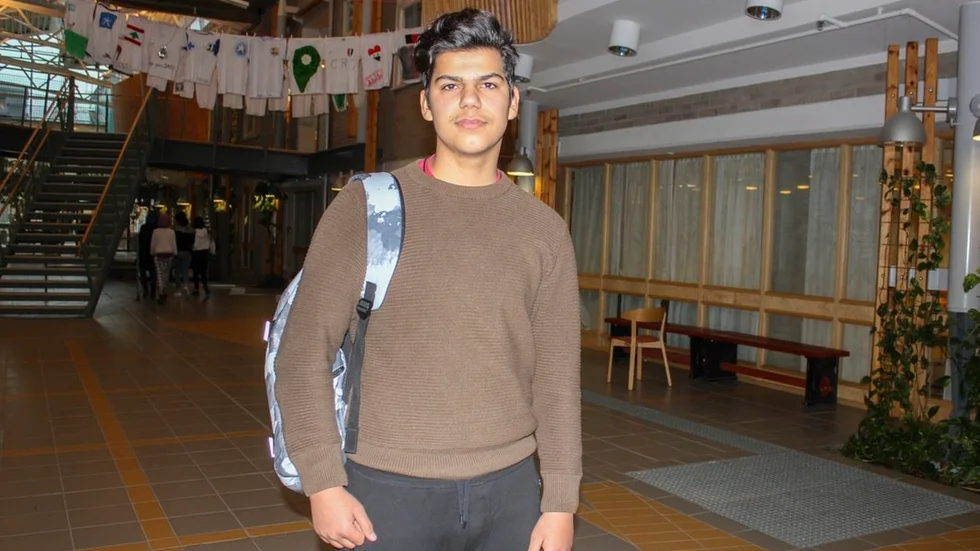 Om Migrationsverket inte ändrar sitt beslut utvisas David Beqiri, 15, till Albanien tillsammans med sin lillebror Donald, 14, på torsdag.