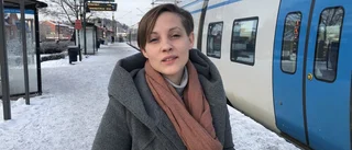Varm väntsal vid tågstation välkomnas