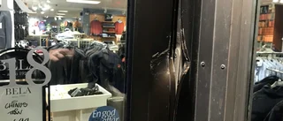 Inbrott i klädbutik – ägaren larmade polisen: "Vi möttes av att dörren var uppbruten"