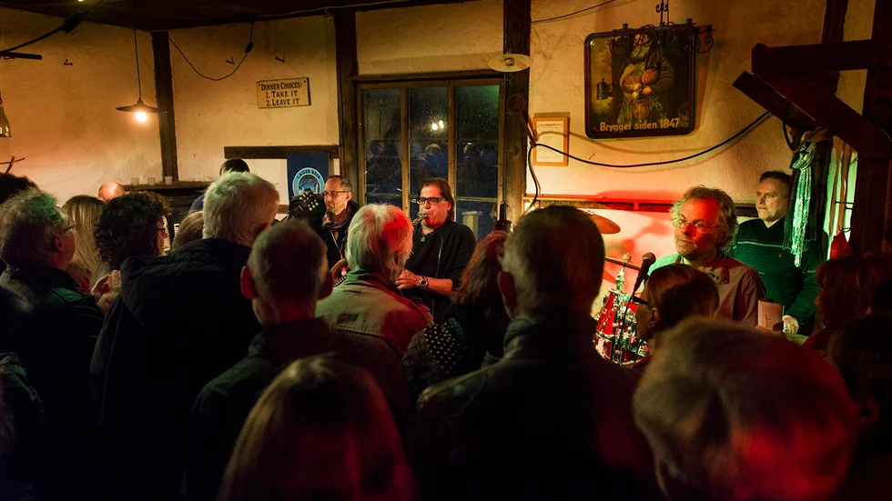 All möjlig musik spelas på puben. Hårdrock, jazz och soul. 