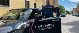 Fullbokade trafikskolor: "Jag tror aldrig att jag har sagt nej till så många"