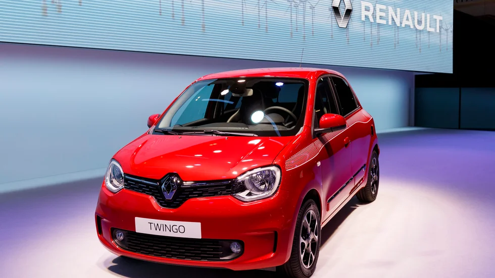 En Renault-modell visas upp på bilmässan i Genève, Schweiz för två år sedan. Arkivbild.