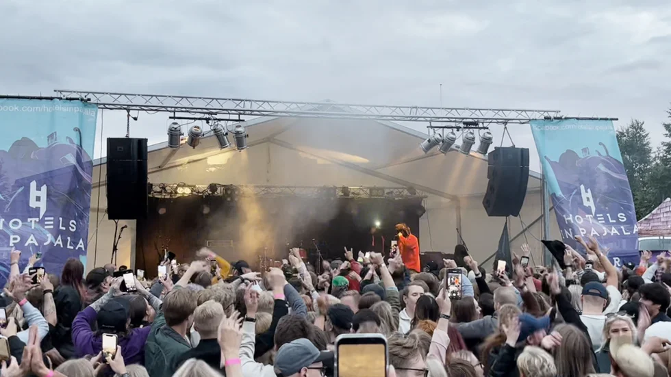 Hooja på Pajala marknad under fredagen.