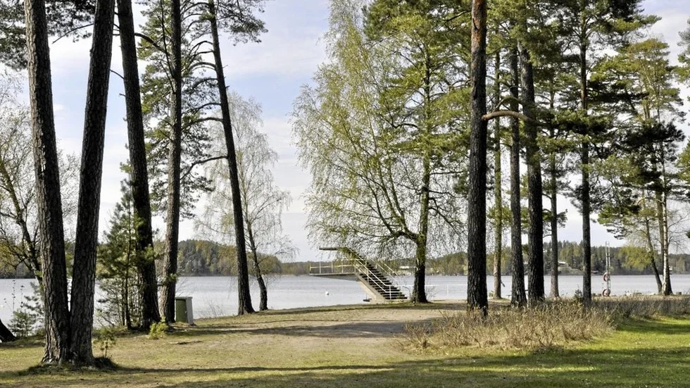 Från och med sommaren drivs Klämmingsbergsbadet av kommunen.