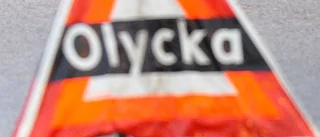 Timmerkran välte – föraren till sjukhus