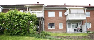 Strängnäs Bostads AB river uteplatserna