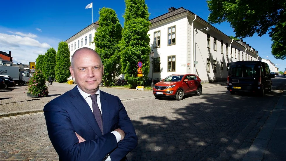 Kommunalråd Urban Granström vill inte ge sig in i någon tuppfäktning med Eskilstuna men: – När man gör en ny regionbildning måste man fundera över var kompetensen finns och den finns i Nyköping, säger Urban Granström (S).