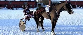 Kajsa och Jessica Lindgren höll för trycket i premiären
