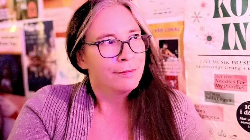 Marie Agerstig ser kampanjen som en kul grej men även som ett sätt att starta en diskussion hur det ser ut för de lokala aktörerna i Gnesta och deras framtid.