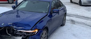 Två bilar i trafikolycka på södra hamnleden i Luleå