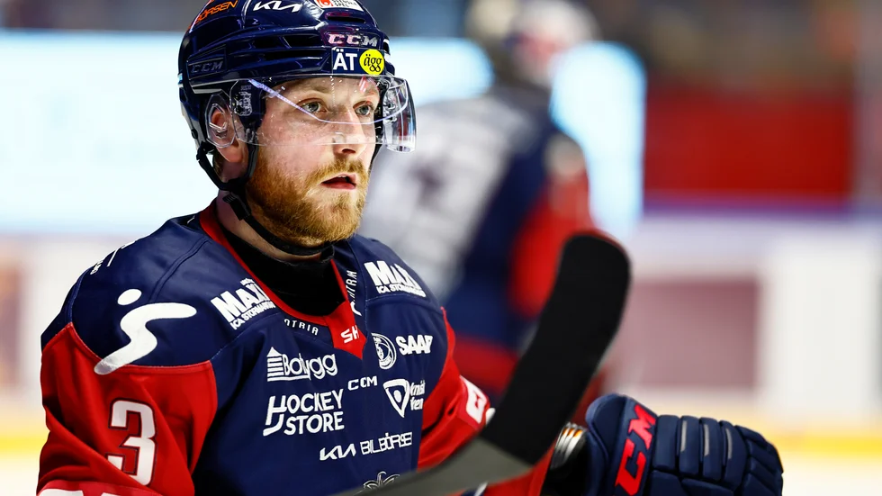 Linus Hultström blev tvåmålsskytt mot Färjestad, men LHC förlorade andra hemmamatchen i rad och har tappat sitt momentum i Saab arena.
