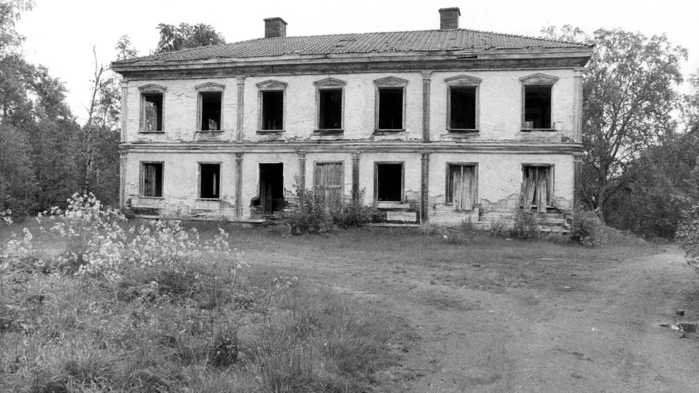 Folkhemmet kan i dag liknas vid ett fallfärdigt hus. 
Genrebild: Huset på bilden har ingenting med ledarens text att göra.