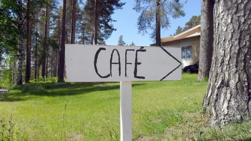 Inbrottsförsöket gjordes mot Mobackenkyrkans café. ”Onödigt”, säger Kurt Lindgren, styrelseordförande i kyrkan.
