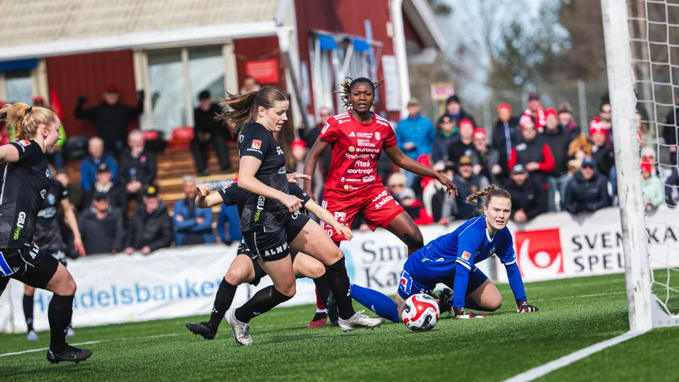 Piteå är tabellsexa i damallsvenskan medan Växjö ligger nia. I dag möts lagen i en match. (Arkivbild)