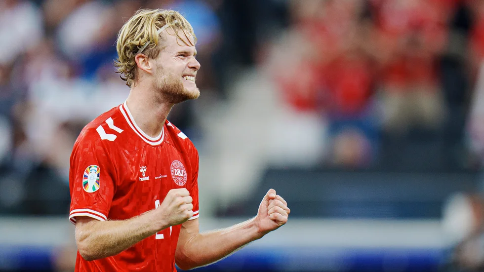Morten Hjulmand gjorde ett drömmål när Danmark knep en poäng mot England.