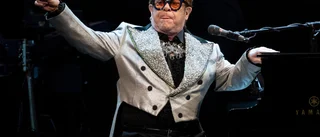 Elton John sålde prylar för över 80 miljoner