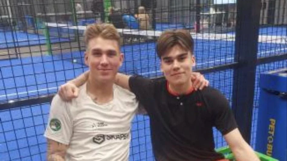 Seger. I en sanktionerad turnering i Linköping vann Motalakillen Adam Svensson i par med Alfons Lopez. Hela östgötaeliten var med i turneringen.