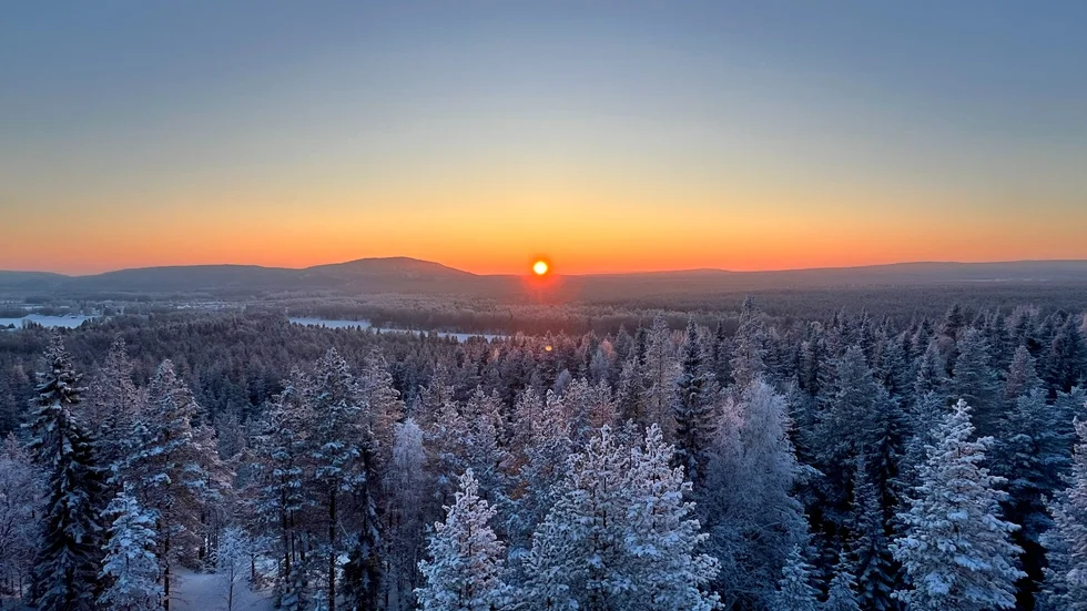 En krispig bild på solnedgången fångad från Åberget i Boden av Fredrik Ågren.