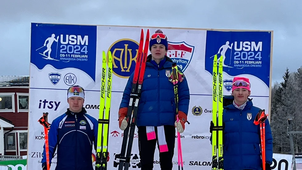 Arkivbild från gårdagen med Ville Jutterdal högst upp och Theo Malm till höger.