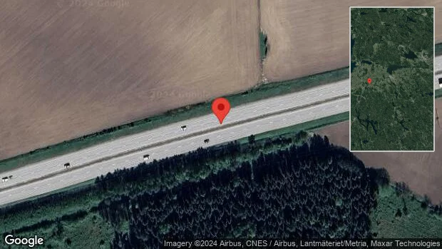 Brinnande lastbil stoppar trafiken på E4