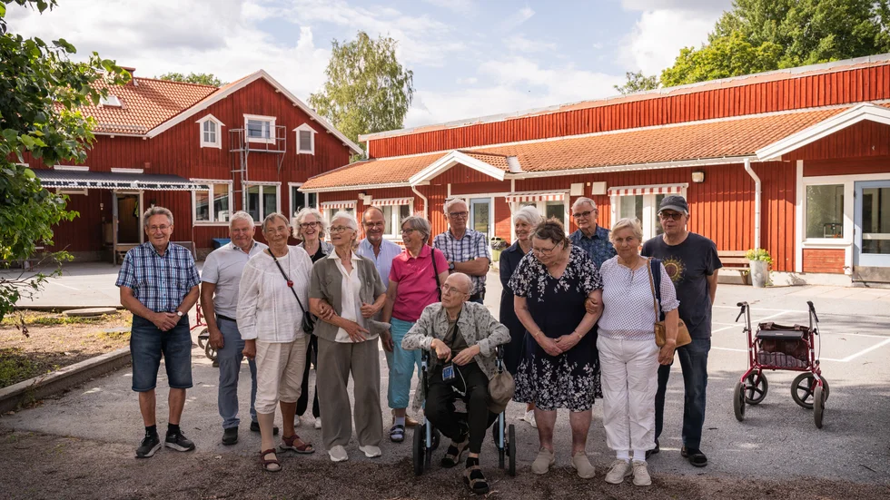 De tidigare eleverna samlades för att föreviga dagen med en gruppbild.