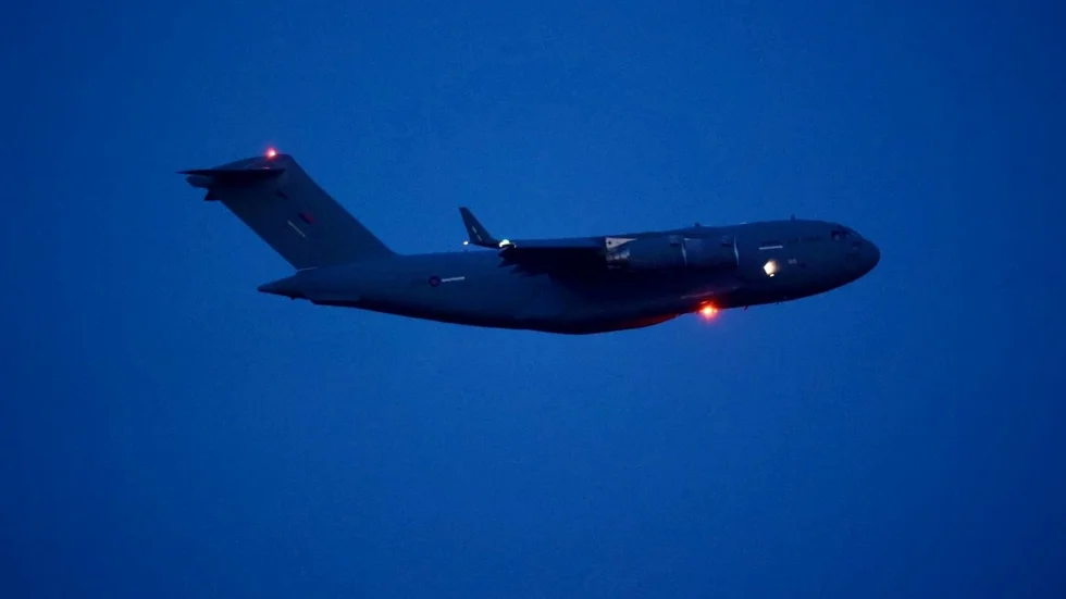 Ett militärflygplan från det brittiska flygvapnet syntes under onsdagskvällen över Uppsala.