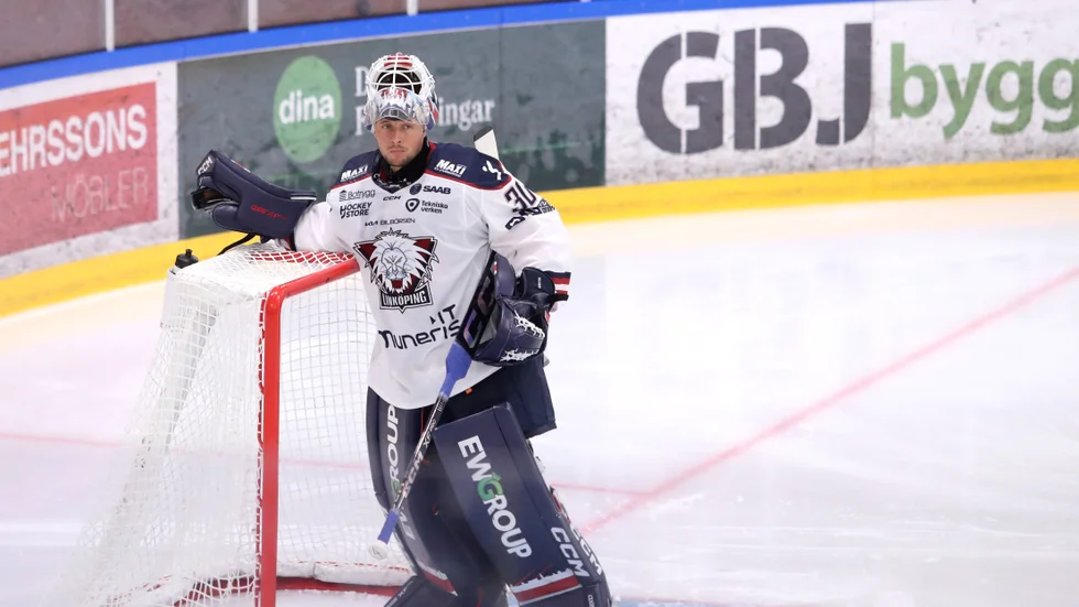 Christian Heljanko tar igen sig under förlustmatchen mot Malmö.