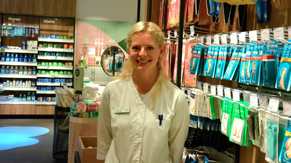 Madelene Lindström, butikschef på Apotek Hjärtat i Ica Maxi, Norrköping.