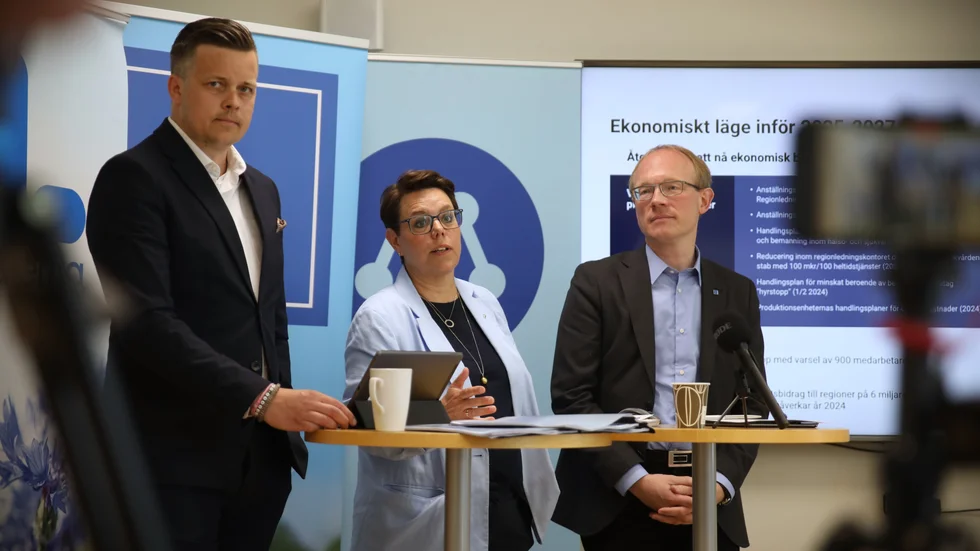 Från politiskt håll vill vi understryka att det självklart är av stor vikt att säkerställa att vården för personer med ätstörningar fortsätter att vara av hög kvalitet, skriver Andreas Westöö (L), Marie Morell (M) och Per Larsson (KD) i sitt svar.