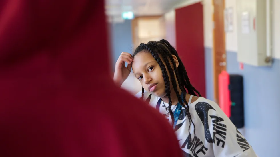 Flytten till Södra skolan är bättre än förslaget om att lägga ner Vätternskolans mellanstadium och sprida ut eleverna mellan övriga skolor i tätorten. Det anser Nardos Tesfay, som går i femte klass på Vätternskolan. Allra helst hade hon dock stannat på Zederslundsskolan.