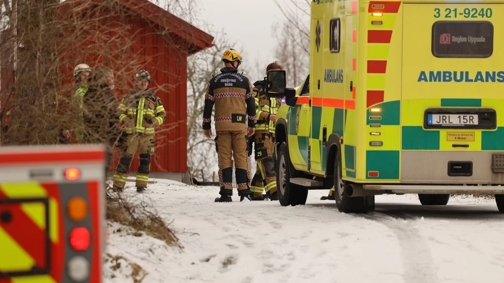 En brand bröt ut i ett kök i Bålsta på fredagseftermiddagen. 