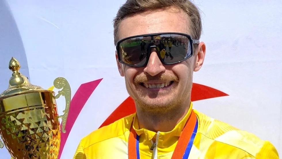 Sebastian Pollack ingick i segrande laget i halvmarathon i centralasien.