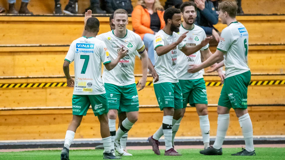 Martin Oscarsson och hans Bergnäset öppnade upp säsongen med två raka segrar. Men inför derbyt mot hittills obesegrade IFK Luleå kommer laget från två raka förluster.