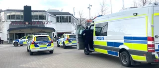 Polispådrag vid färjeterminalen – man omhändertogs