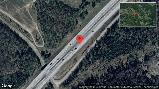 Trafiken påverkas av stillastående personbil på E20